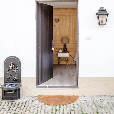 Bed & Breakfast La Grange Aux Coqs *